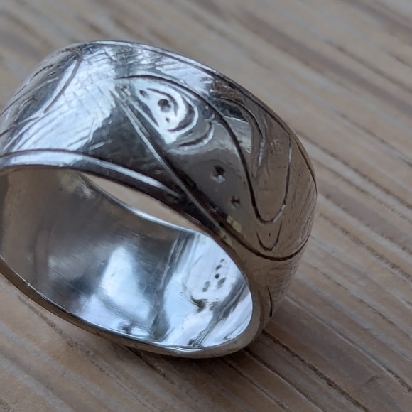 Signed Sterling Silver Haida Ring - Picture 2 of 5